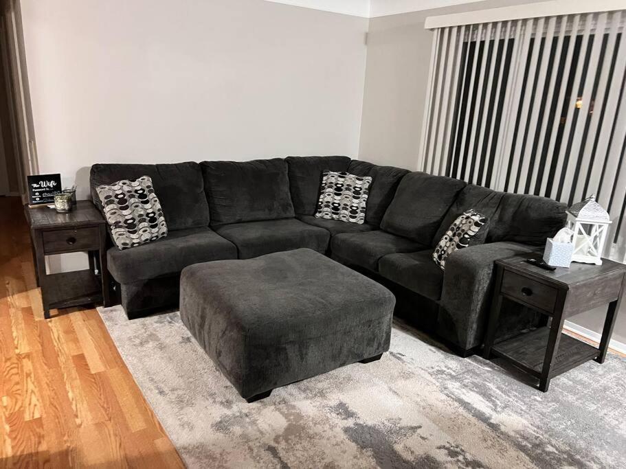 Cozy Bungalow In Madison Heights Luaran gambar